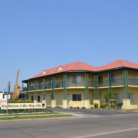 Golden Guitar Motor Inn Tamworth Exterior foto